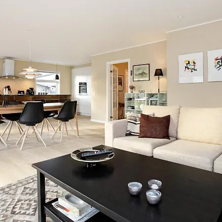 One-bedroom In Brastad 2 *